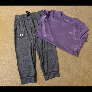 Under Armour Womens medium capri joggers and workout top.  Excellent condition